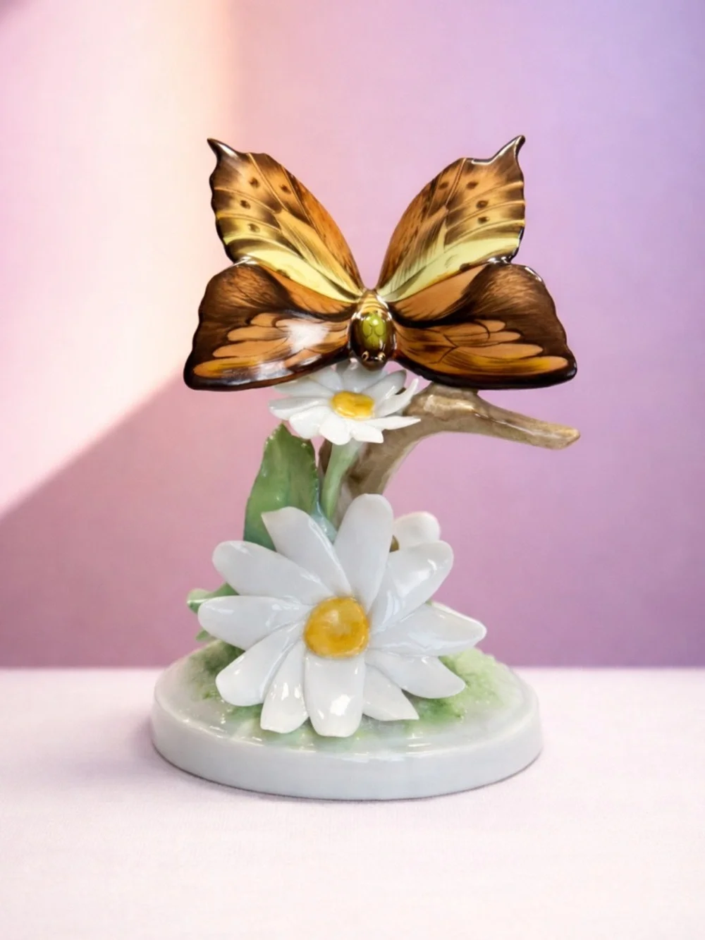 Herend Hungary Handpainted Porcelain Butterfly & Daisy Figurine Floral Vintage